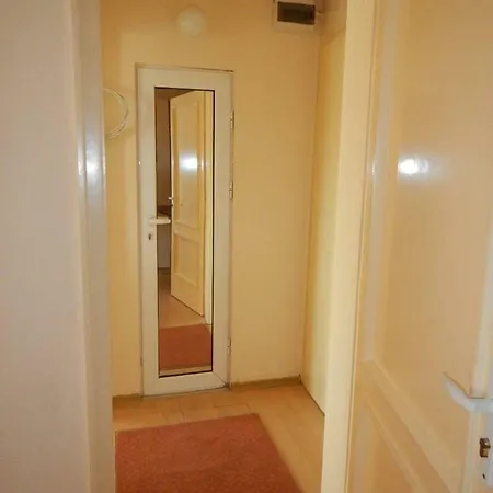 Apartment Sea Breeze